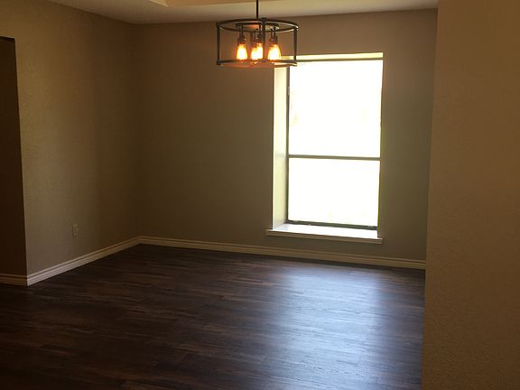 3rd image of 4025 Miranda Dr