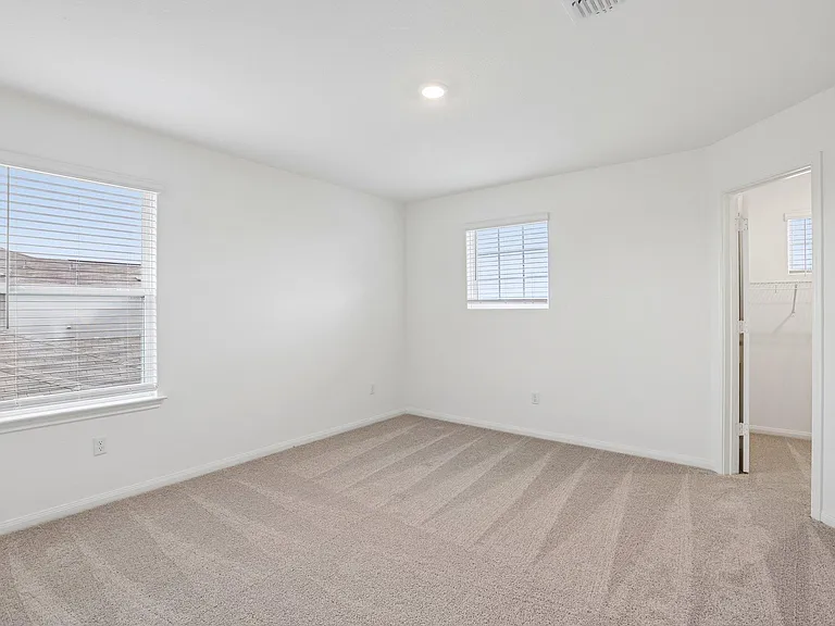 18400 Stellers Sea St — Photo 34