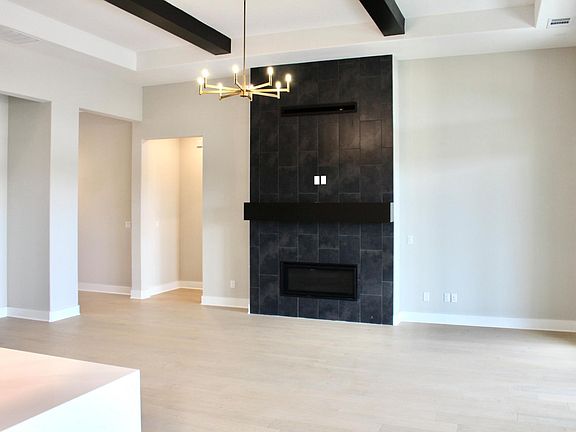 Lauren II F family room