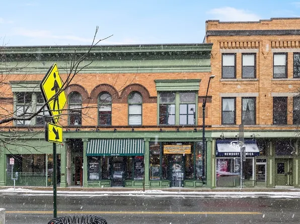 30 Pleasant St APT 4, Northampton, MA 01060