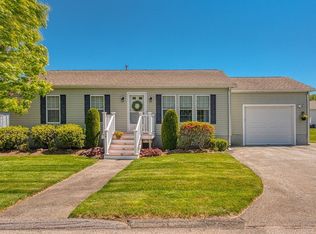 14 Skyview Dr, Brockton, MA 02301