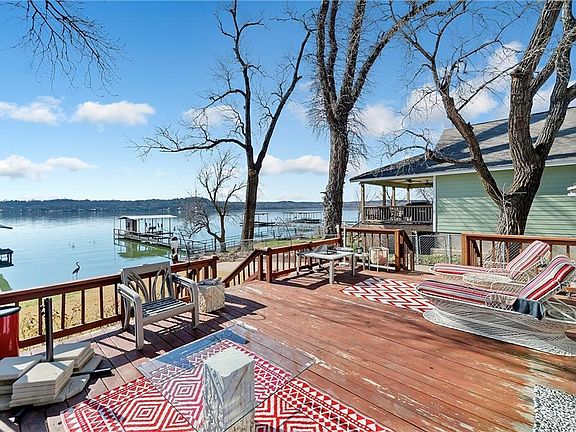 5th image of 2335 E Lake Dr