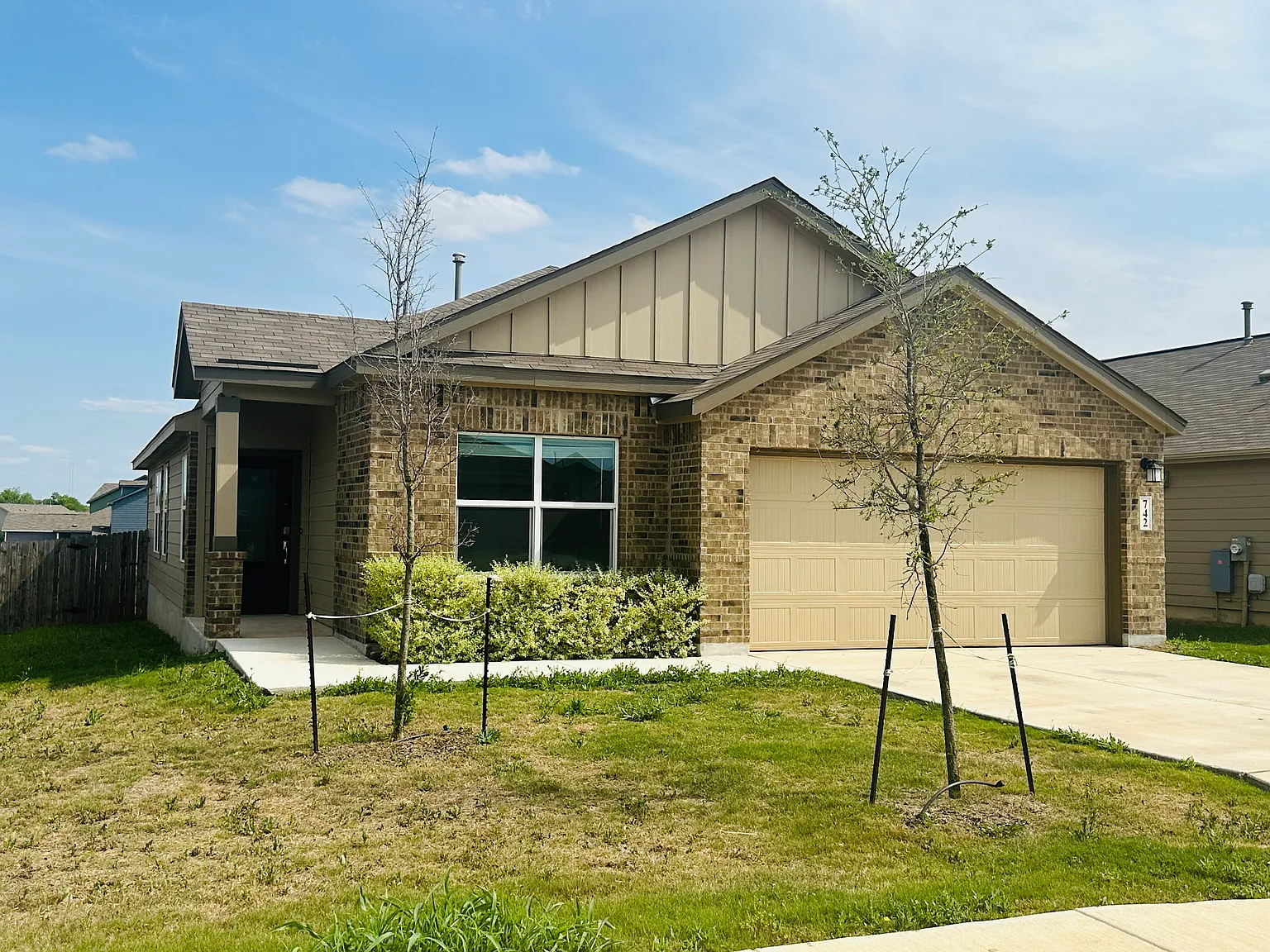 4 bed, 1699 sqft, $1,995 — Photo 1
