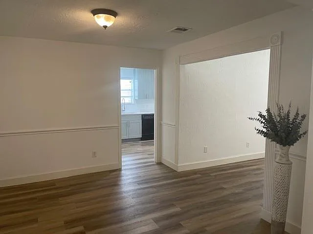 3807 Lamplighter Cir — Photo 4