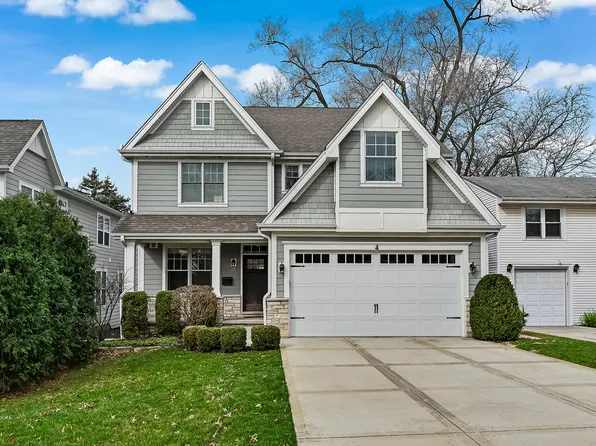 4 Oxford Ave, Clarendon Hills, IL 60514