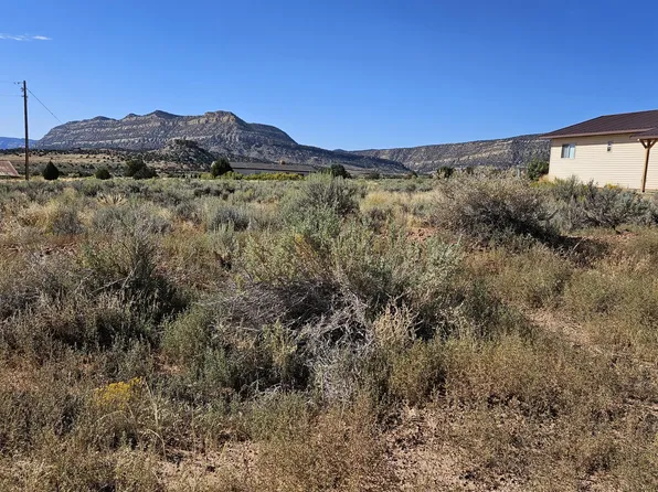 725 W 500 S, Escalante, UT 84726