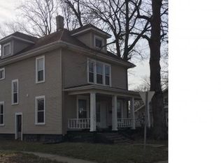 700 S Wyandotte St, Taylorville, IL 62568
