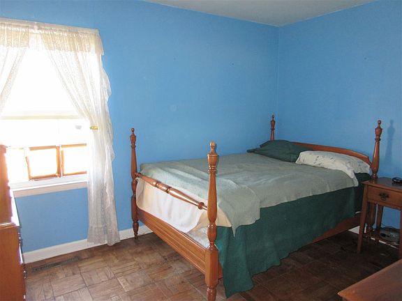 5th image of 3300 Roell Cir