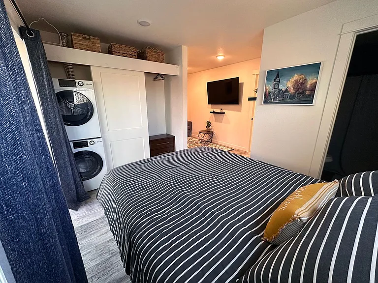 Easy Street Townhomes — Photo 21