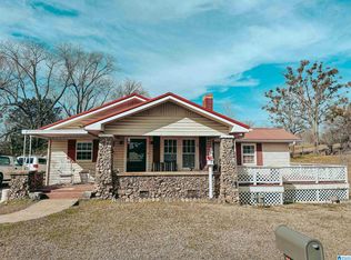 99 9th St, Ragland, AL 35131