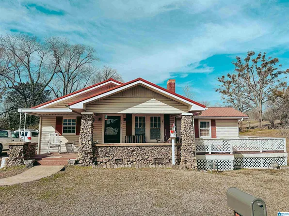99 9th St, Ragland, AL 35131