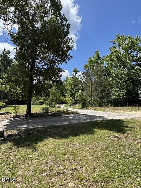 2nd image of 16 Hatley St Lot 16