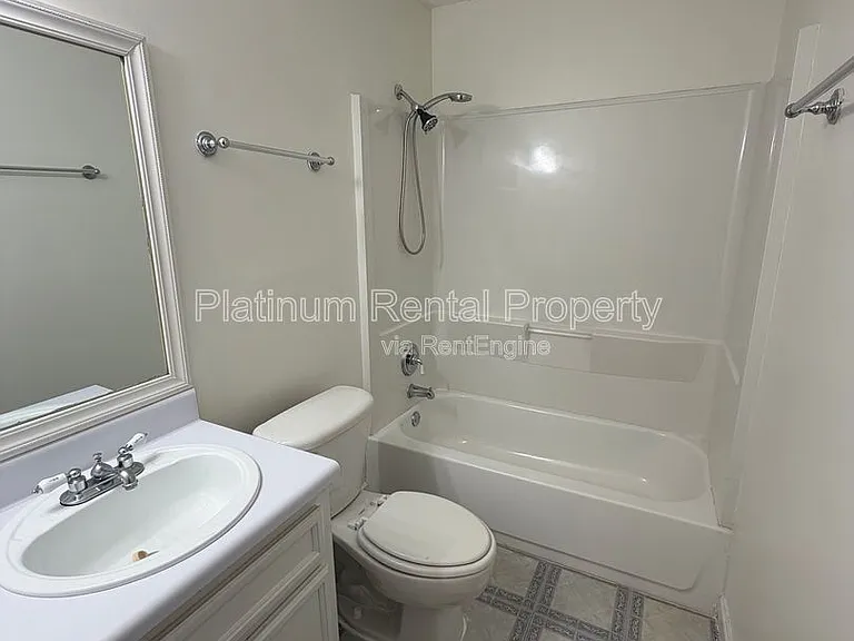 906 Country Park Dr SE — Photo 19