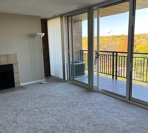 4th image of 6010 Oakwood Dr APT 6F