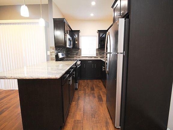 5th image of 600 E 97th St APT 103