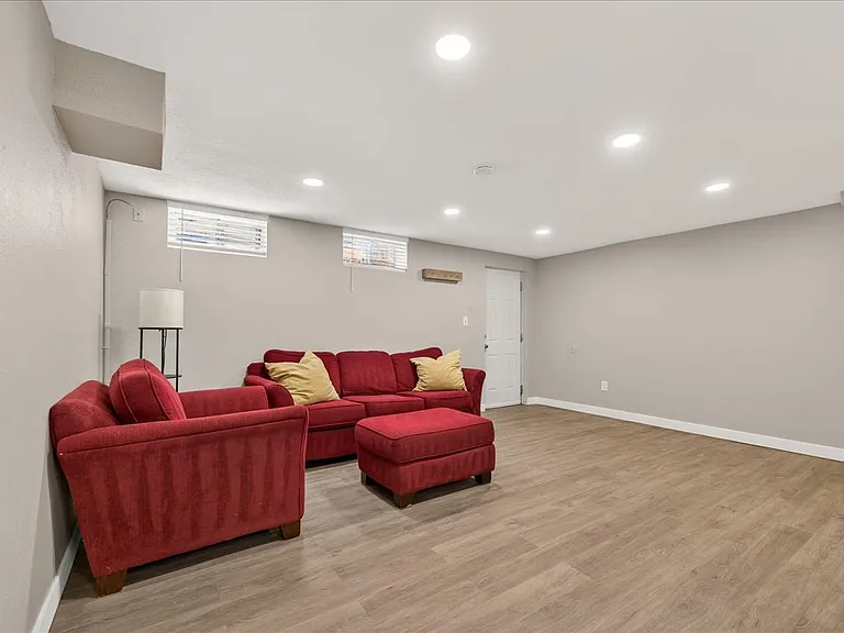 1736 King St #B — Photo 3