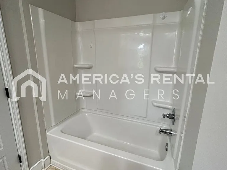 229 Union Station Dr — Photo 12