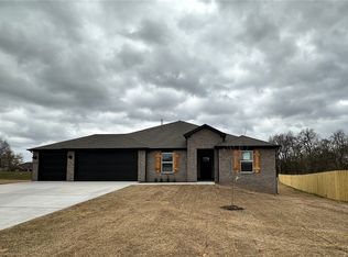 1091 Vista Ave, Prairie Grove, AR 72753