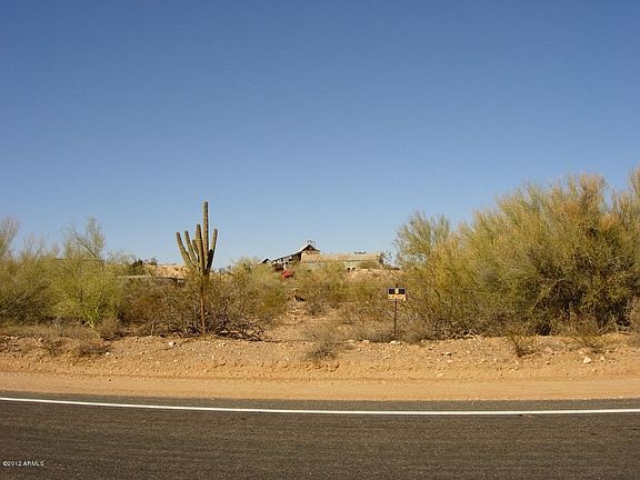 5th image of 350 N Vulture Mine Rd