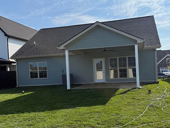 2nd image of 1105 Squirrel Nest Ln