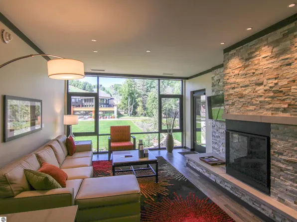 9L Crystal Mountain Dr Unit 12450, Thompsonville, MI 49683