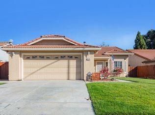 1970 Spruce Dr, Hollister, CA