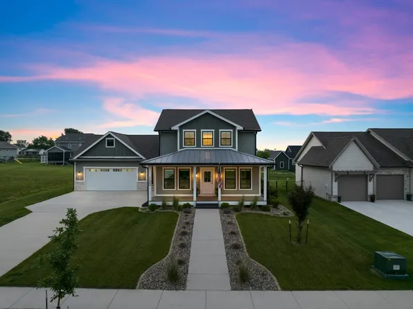 130 N 36th St, Cumming, IA 50061