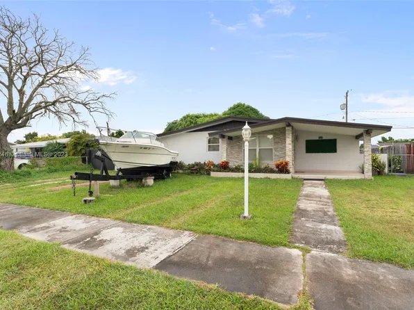 11931 SW 177th Ter, Miami, FL 33177