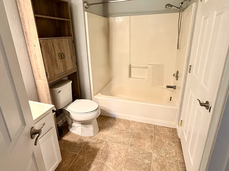 2031 Oakcrest Cir — Photo 19