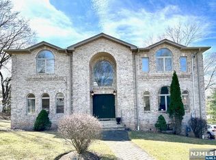 65 Ross Ave, Demarest, NJ 07627