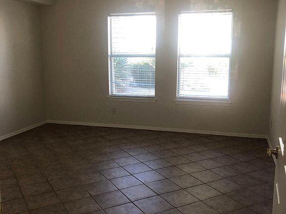 4th image of 550 Corona Del Campo Loop