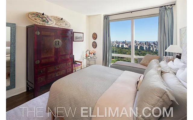Rented by Douglas Elliman | media 31