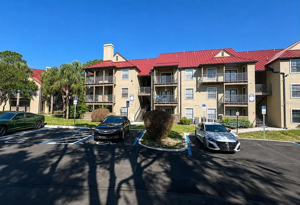 2 bed, 2.0 bath, 962 sqft, $1,550 — Photo 1