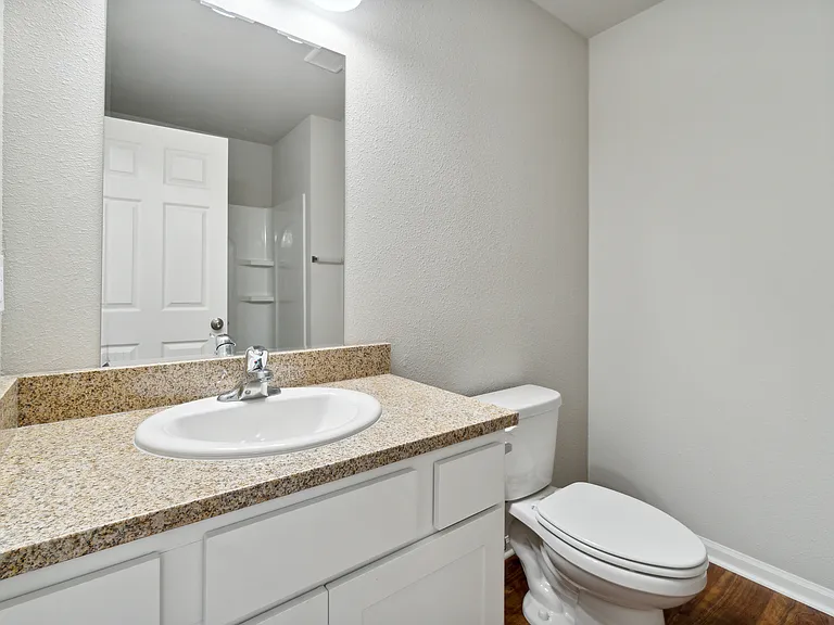 2655 Claremont Dr — Photo 7