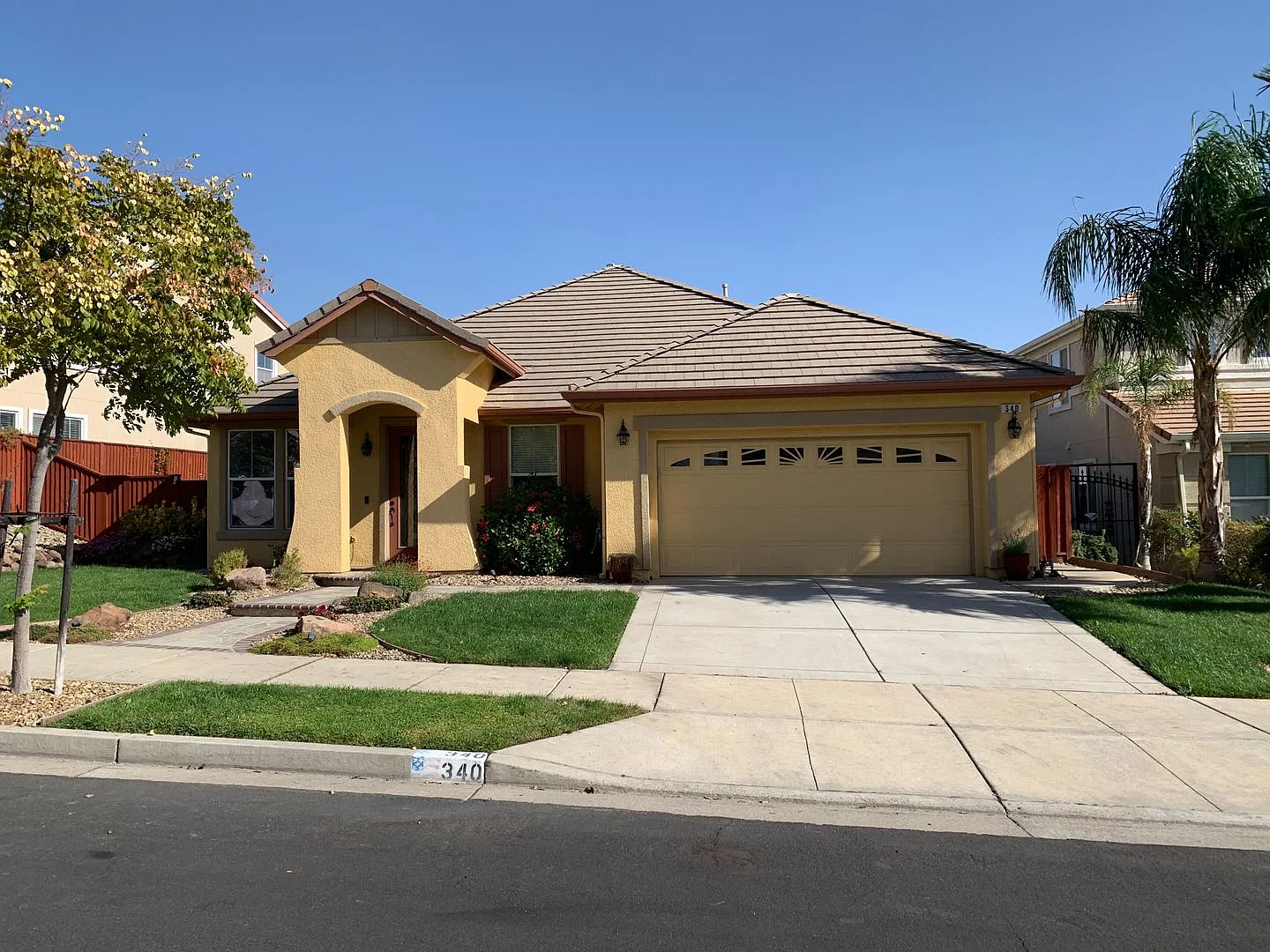 340 Pebble Beach Dr photo 1