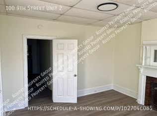100 9th St APT 2, Troy, NY 12180