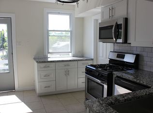 1500 Dewey Ave, Evanston, IL 60201