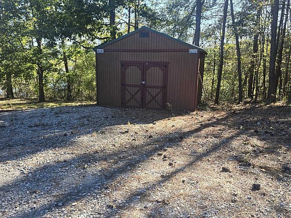 4th image of 1480 Kelley Rd