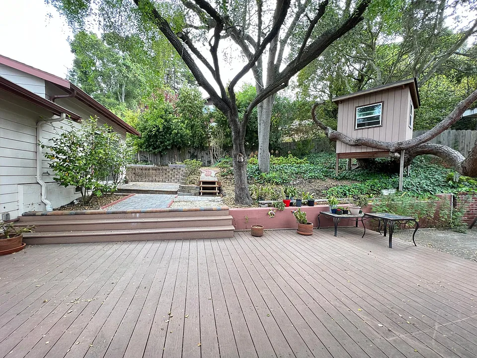 1016 Contra Costa Dr