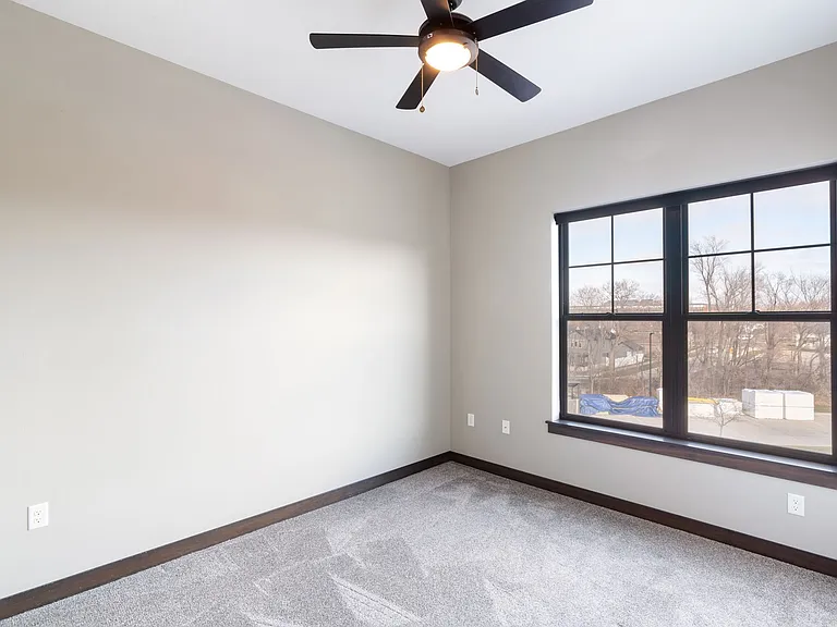 Depot Building C Luxury Rentals — Photo 15