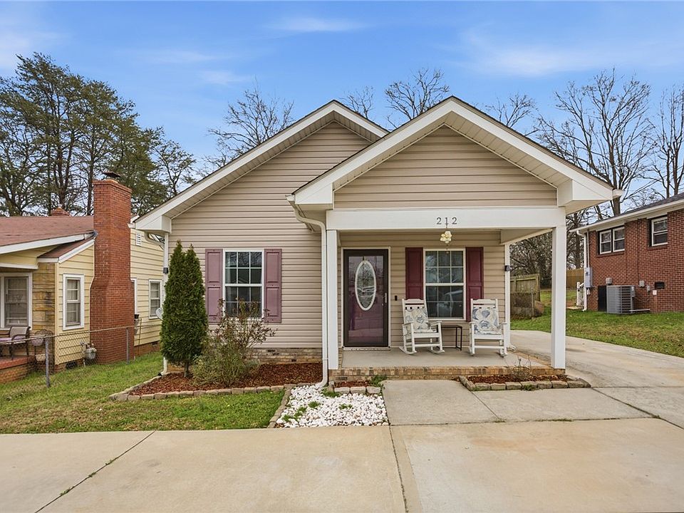 1st image of 212 Forest St