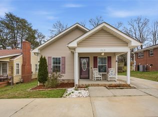 212 Forest St, Greer, SC 29650