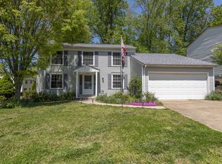 10803 Santa Clara Dr, Fairfax, VA 22030