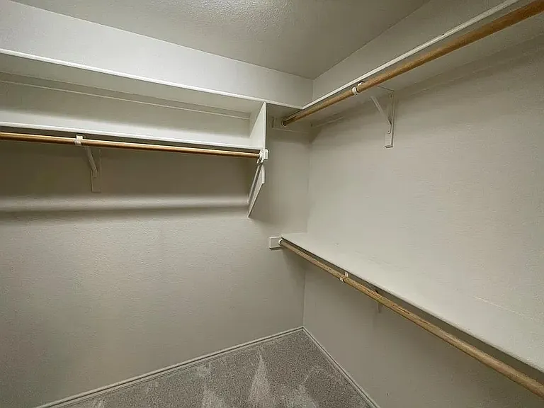 3201 Southridge Ct — Photo 22