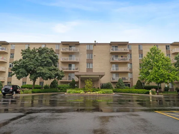 110 W Butterfield Rd APT 409S, Elmhurst, IL 60126