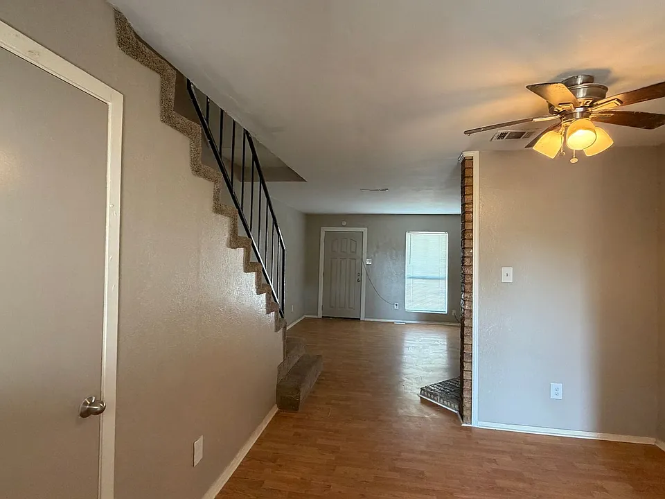 2132 Aspen Dr