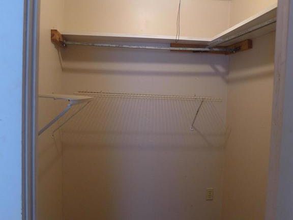 4th image of 237 Park Ave