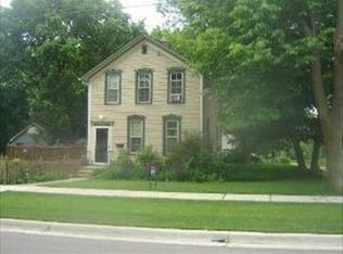 646 N Grove Ave, Elgin, IL 60120