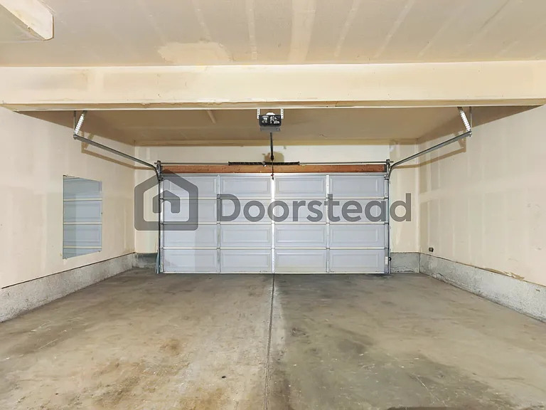3104 Jaguar Way #B — Photo 31