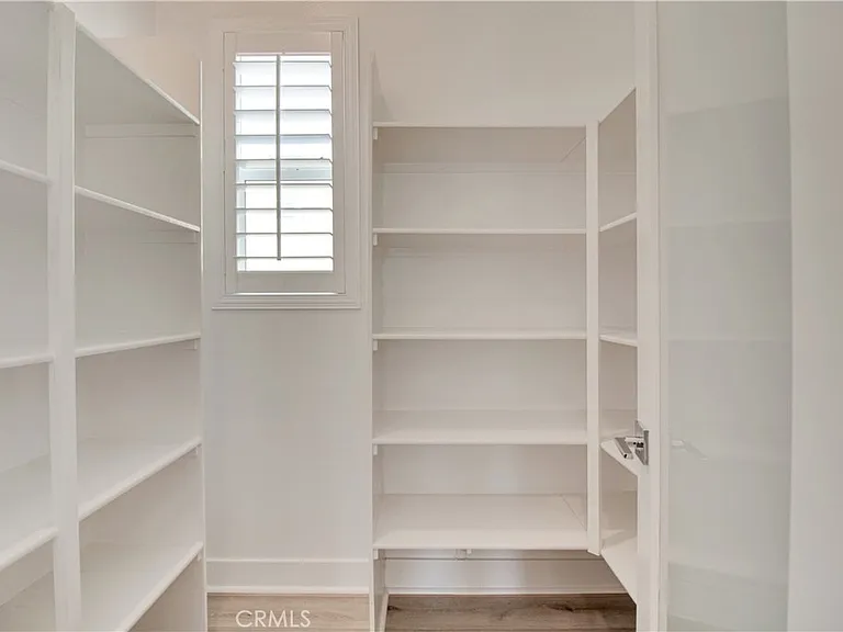 27031 California Ct — Photo 13